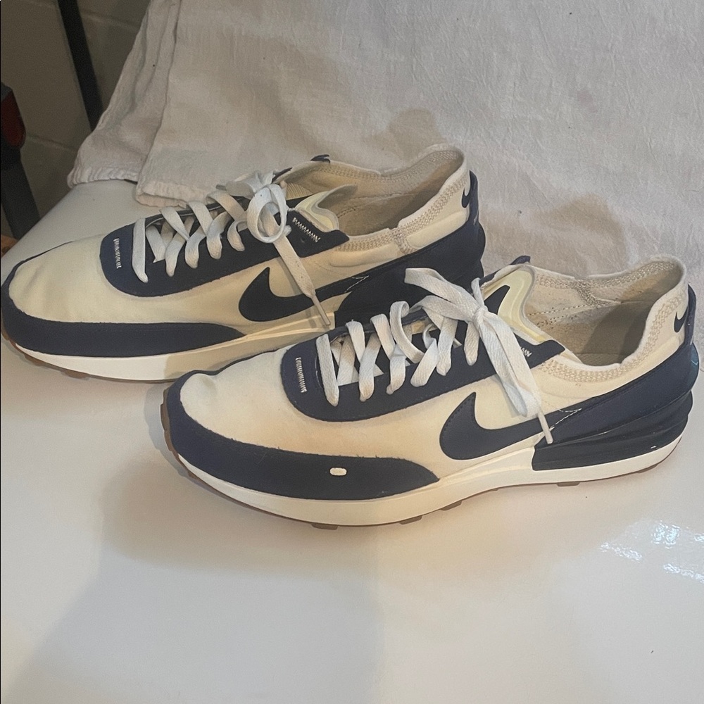 Nike Men's Cream and Navy Sneakers Nike Waffle